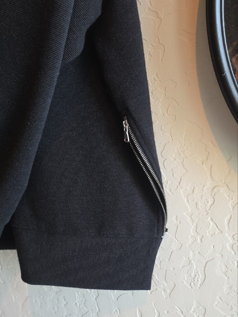 CALIA by Carrie Underwood Black Crewneck Sweatshirt - Picture 3 of 4